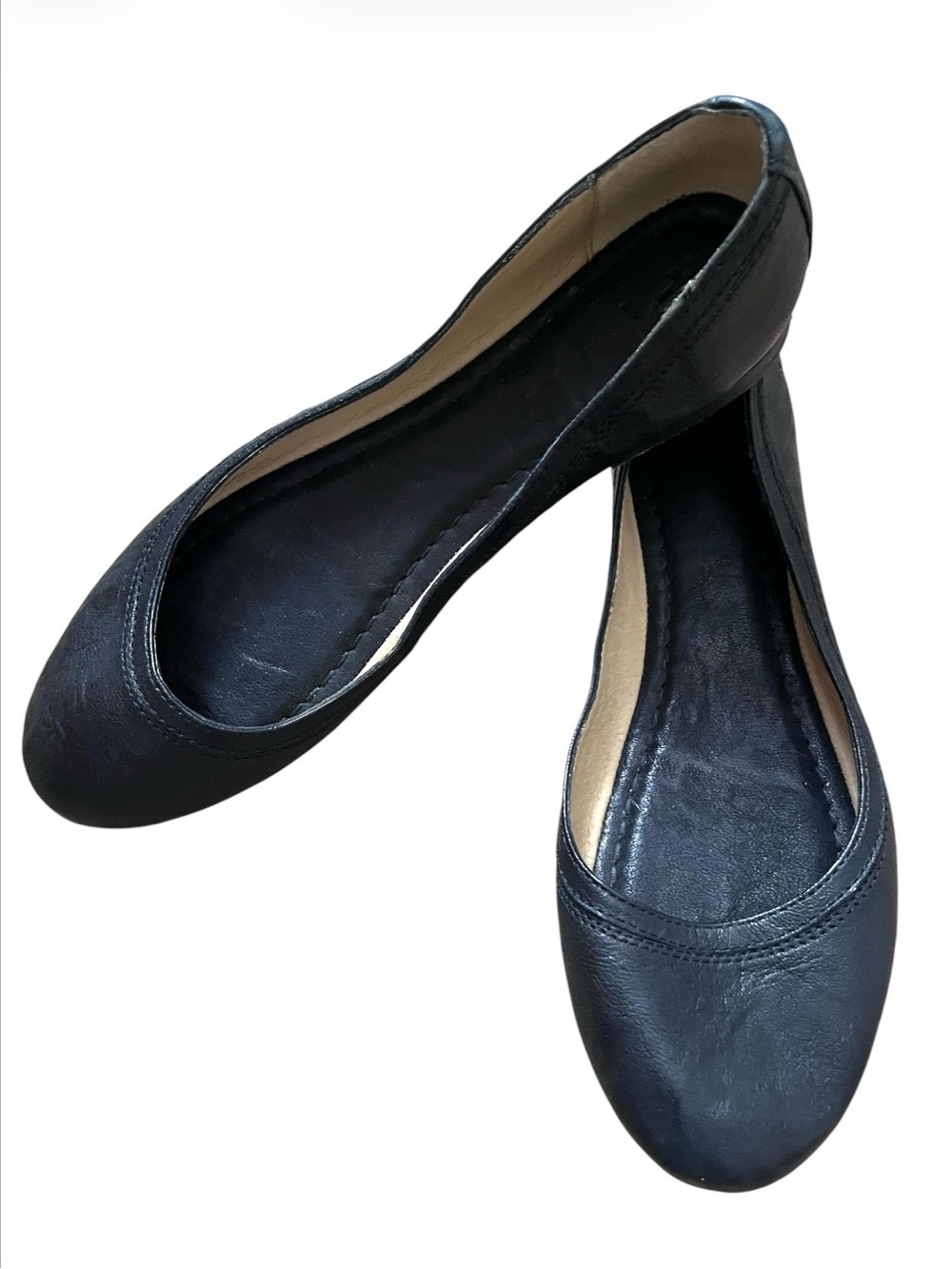Frye Carson Leather Flats NWOT